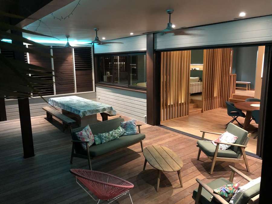 Sous les étoiles ou au soleil — la terrasse qui invite à ne plus repartir